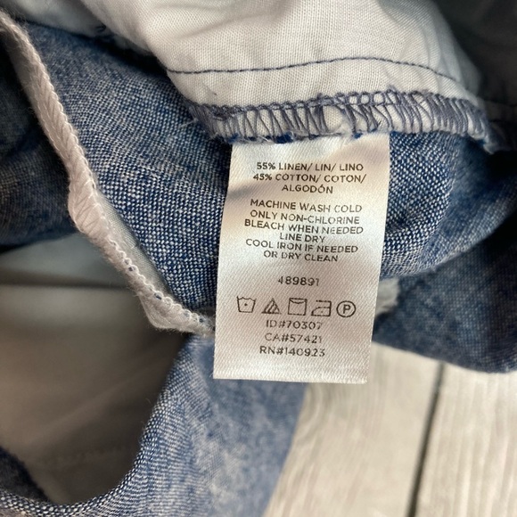 LOFT Blue‎ Chambray Scallop Linen Blend Shorts - Picture 8 of 8